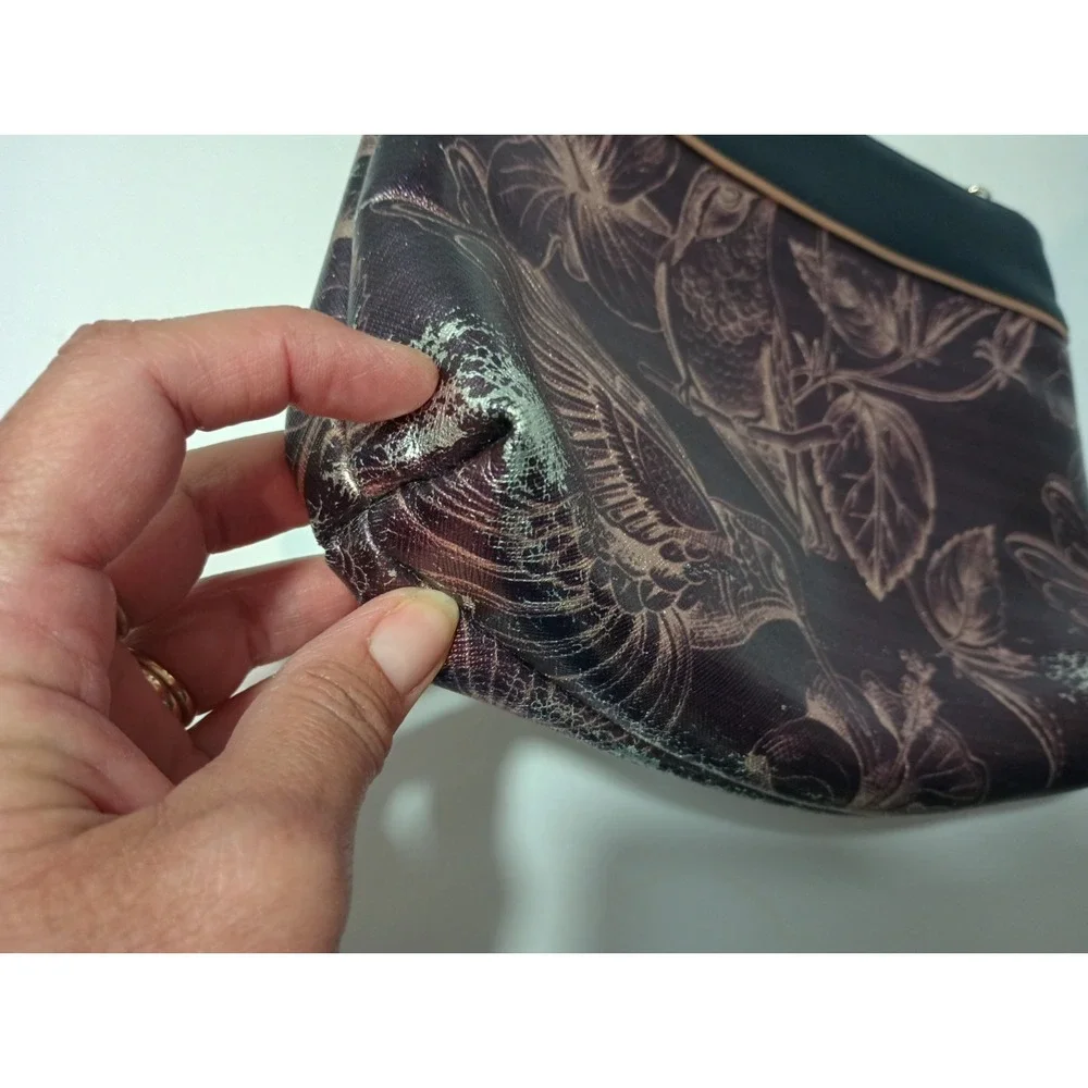 Corazón De Melón Hummingbird Makeup Bag Cosmetic Pouch Metallic Floral